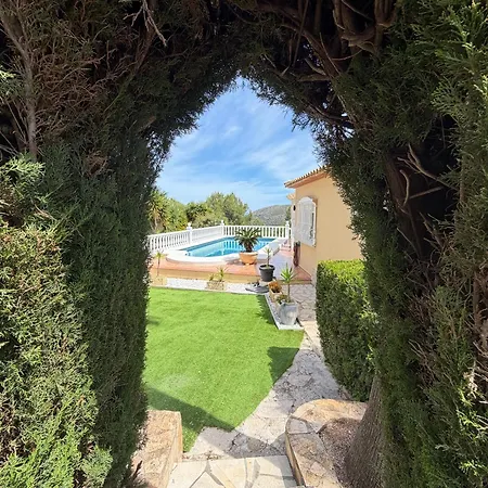 Villa La Sella - Serviden Muntanya la Sella